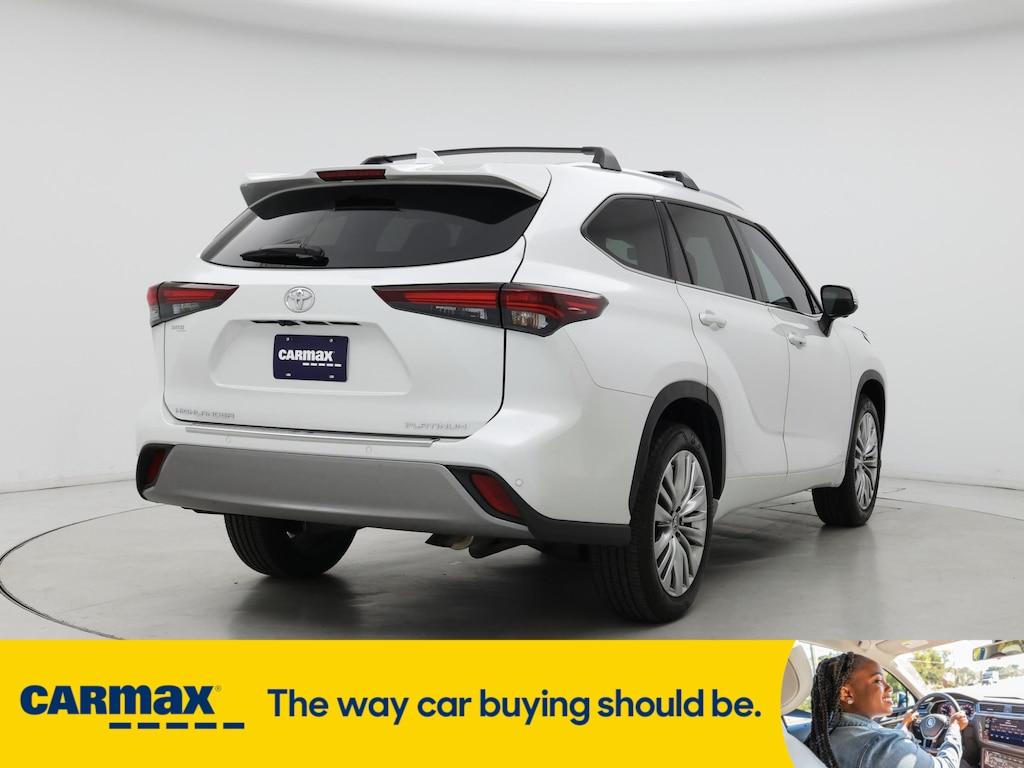 used 2024 Toyota Highlander car, priced at $45,998