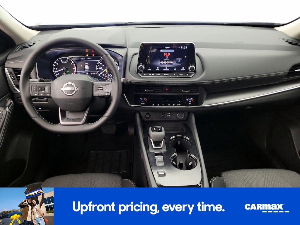 used 2025 Nissan Rogue car, priced at $27,998