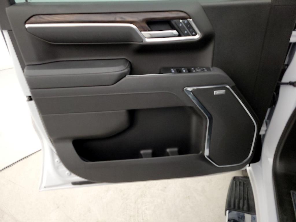 used 2025 GMC Sierra 1500 car, priced at $49,998