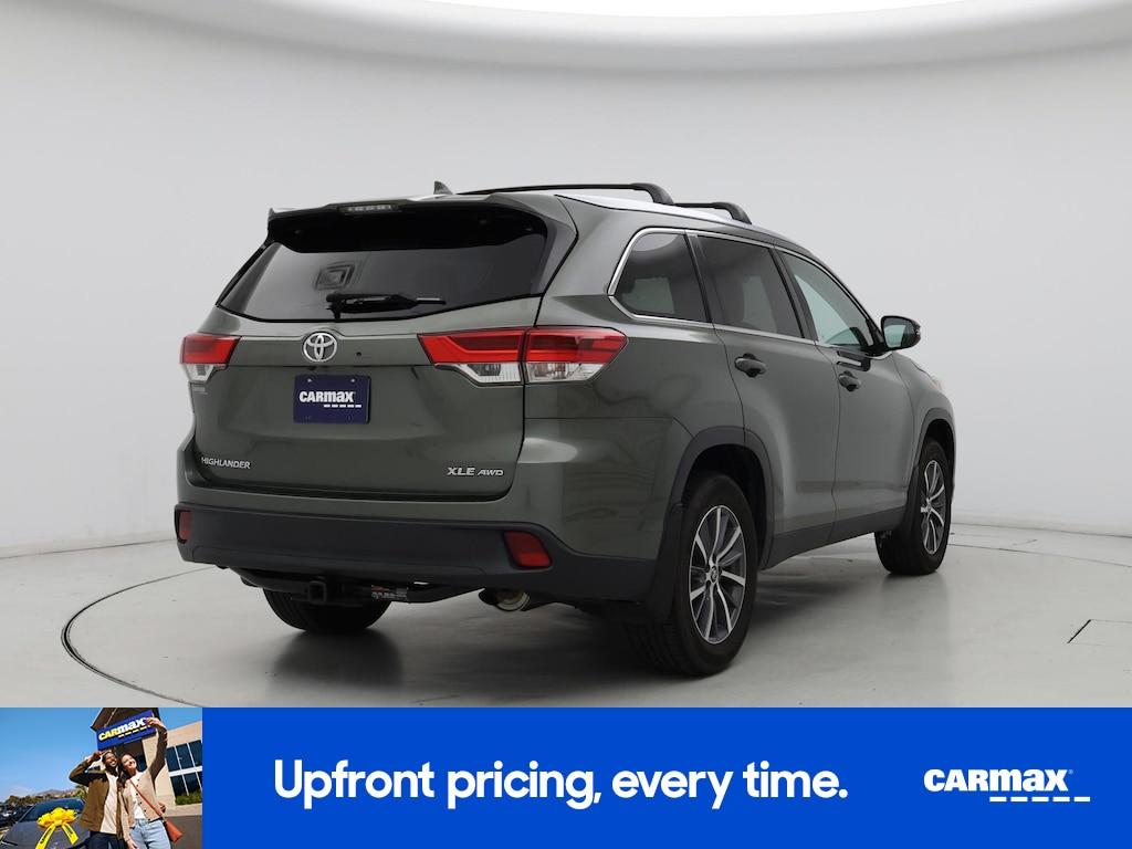 used 2019 Toyota Highlander car, priced at $26,998