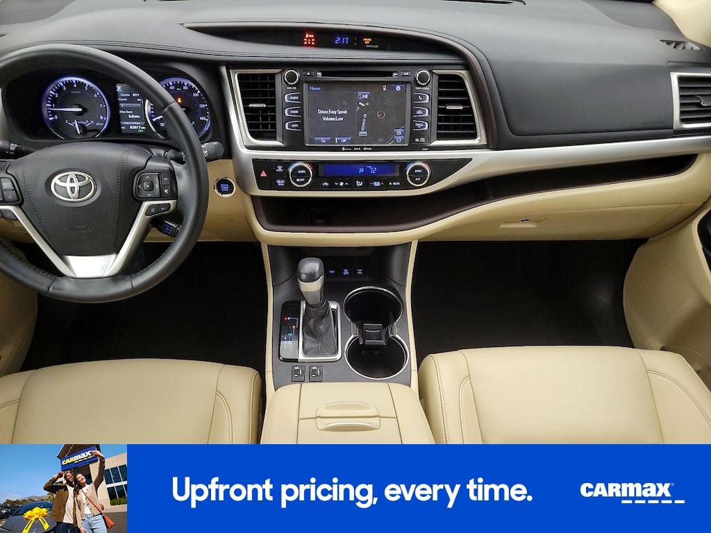 used 2019 Toyota Highlander car, priced at $26,998