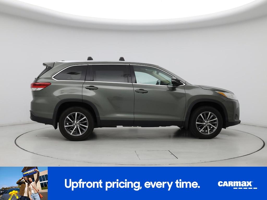 used 2019 Toyota Highlander car, priced at $26,998