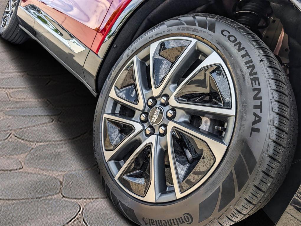 new 2025 Cadillac OPTIQ car, priced at $59,014