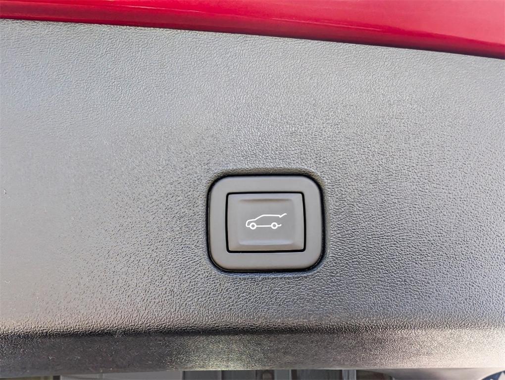 new 2025 Cadillac OPTIQ car, priced at $59,014