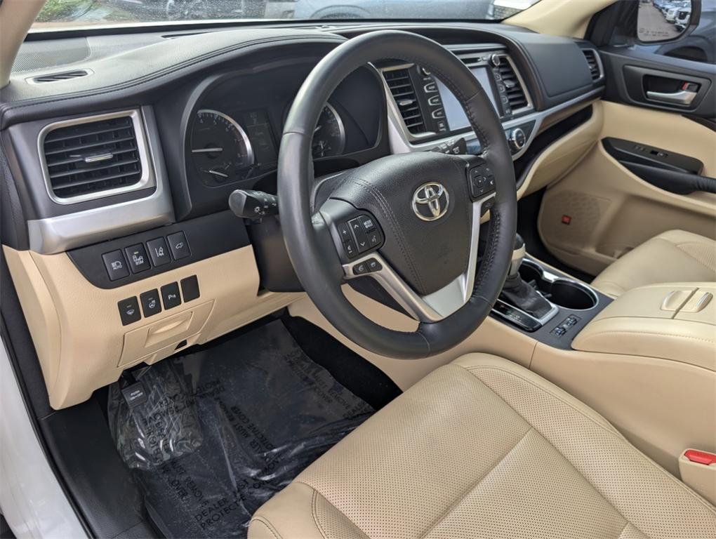 used 2016 Toyota Highlander car, priced at $22,500