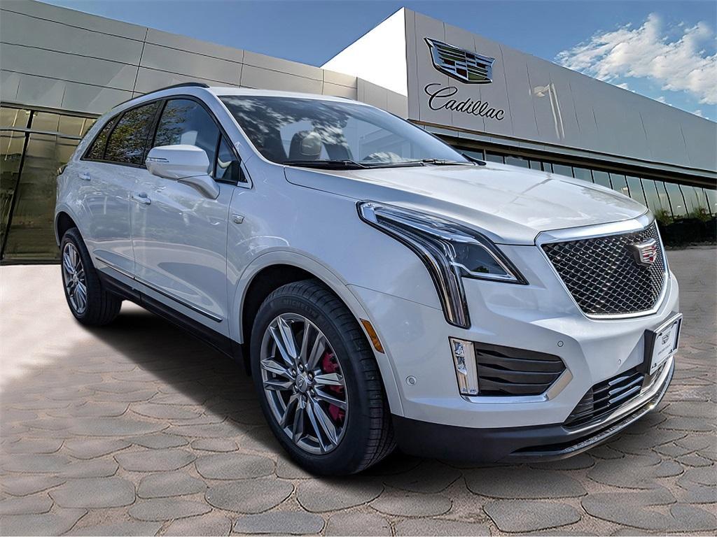 new 2025 Cadillac XT5 car, priced at $64,709
