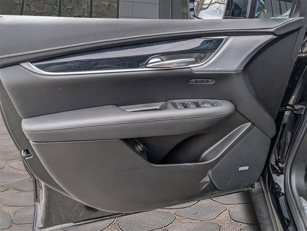 new 2024 Cadillac XT5 car, priced at $56,989