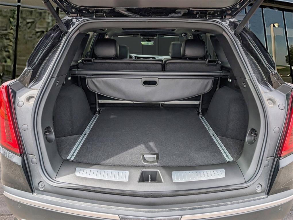 new 2024 Cadillac XT5 car, priced at $56,989