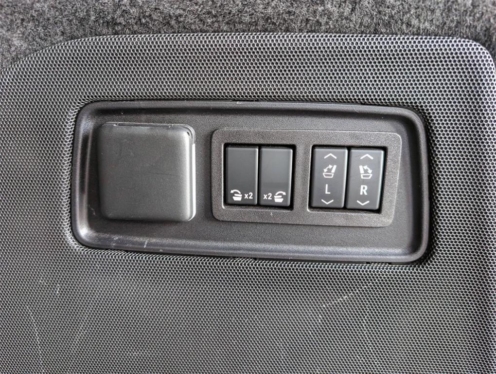 used 2023 Cadillac Escalade ESV car, priced at $113,000