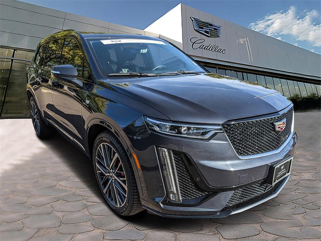 used 2022 Cadillac XT6 car, priced at $36,000