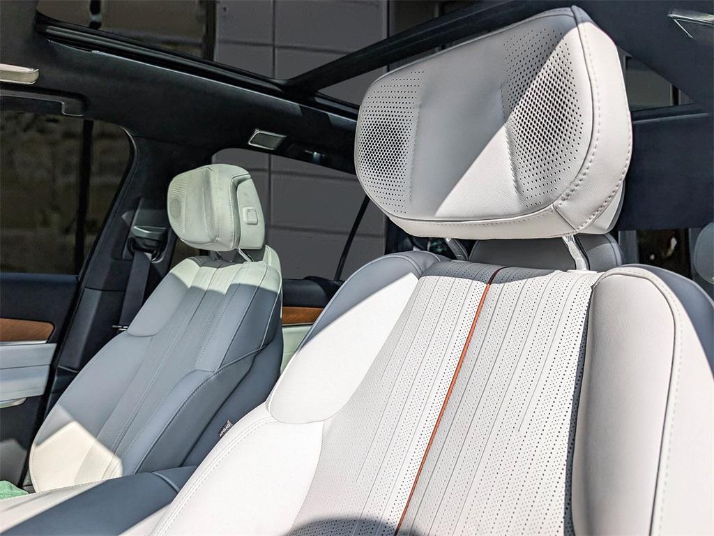 new 2026 Cadillac VISTIQ car, priced at $81,714