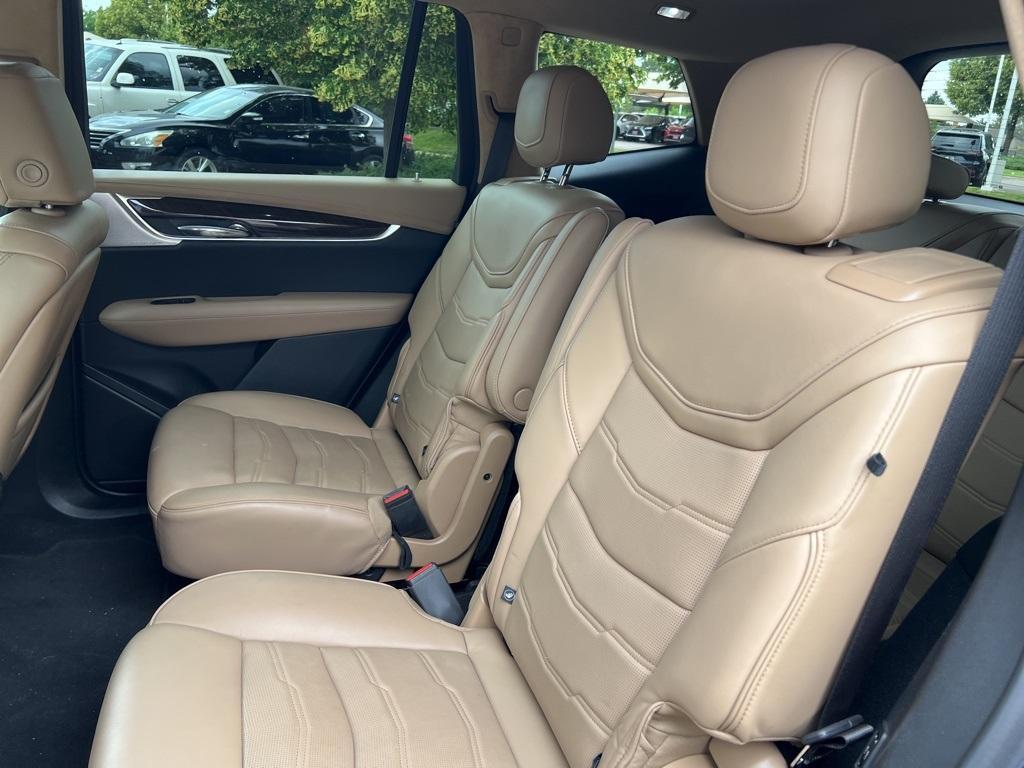 used 2022 Cadillac XT6 car, priced at $46,500