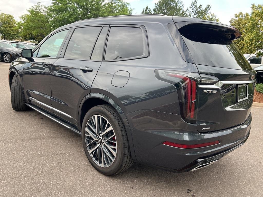 used 2022 Cadillac XT6 car, priced at $46,500