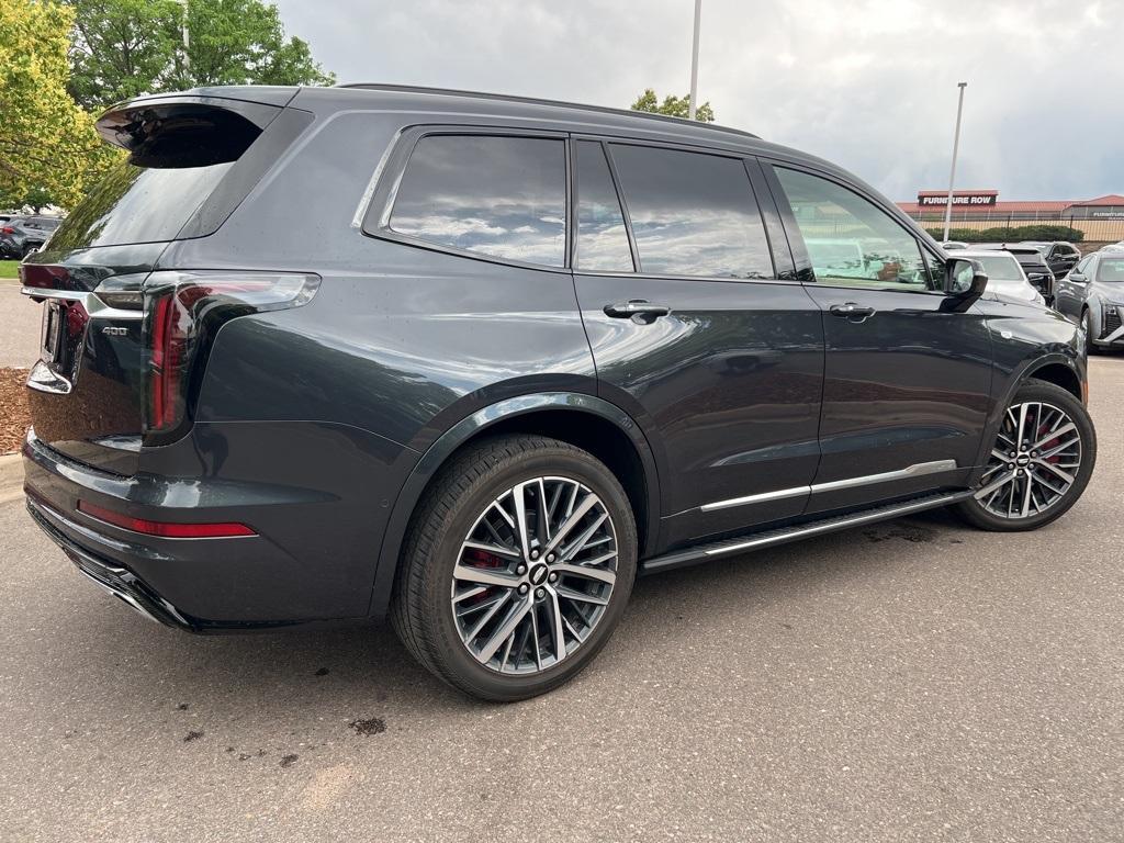 used 2022 Cadillac XT6 car, priced at $46,500