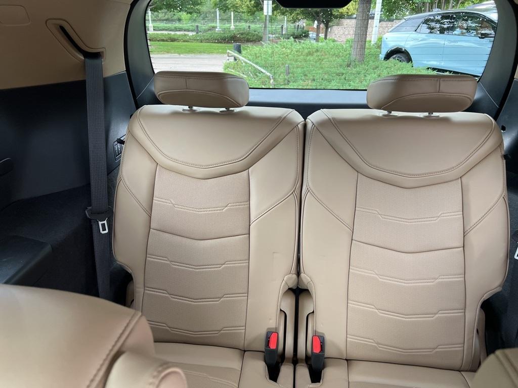 used 2022 Cadillac XT6 car, priced at $46,500