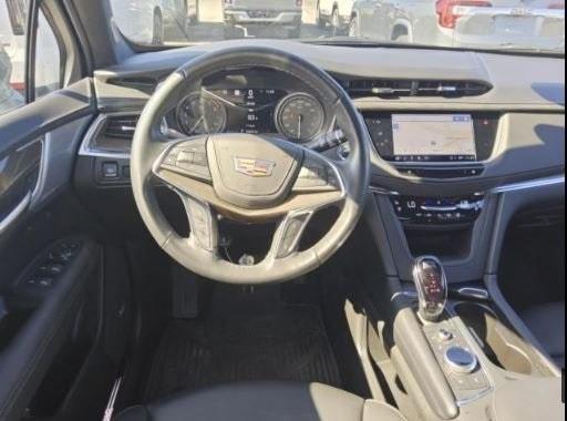 used 2024 Cadillac XT5 car, priced at $52,000