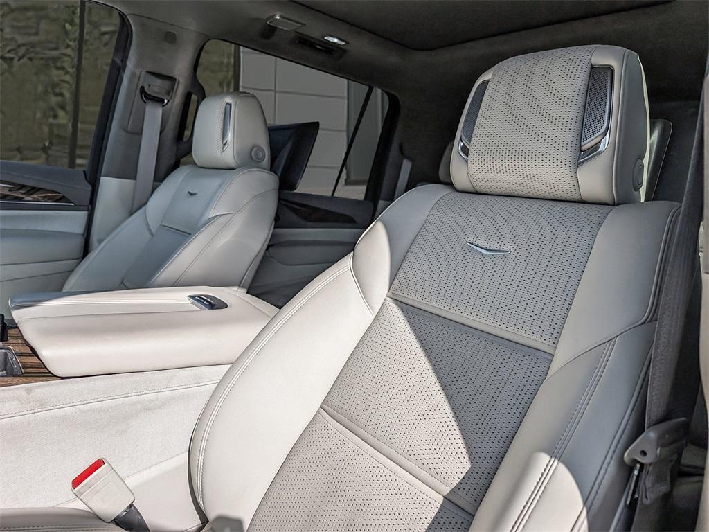 used 2022 Cadillac Escalade ESV car, priced at $67,000