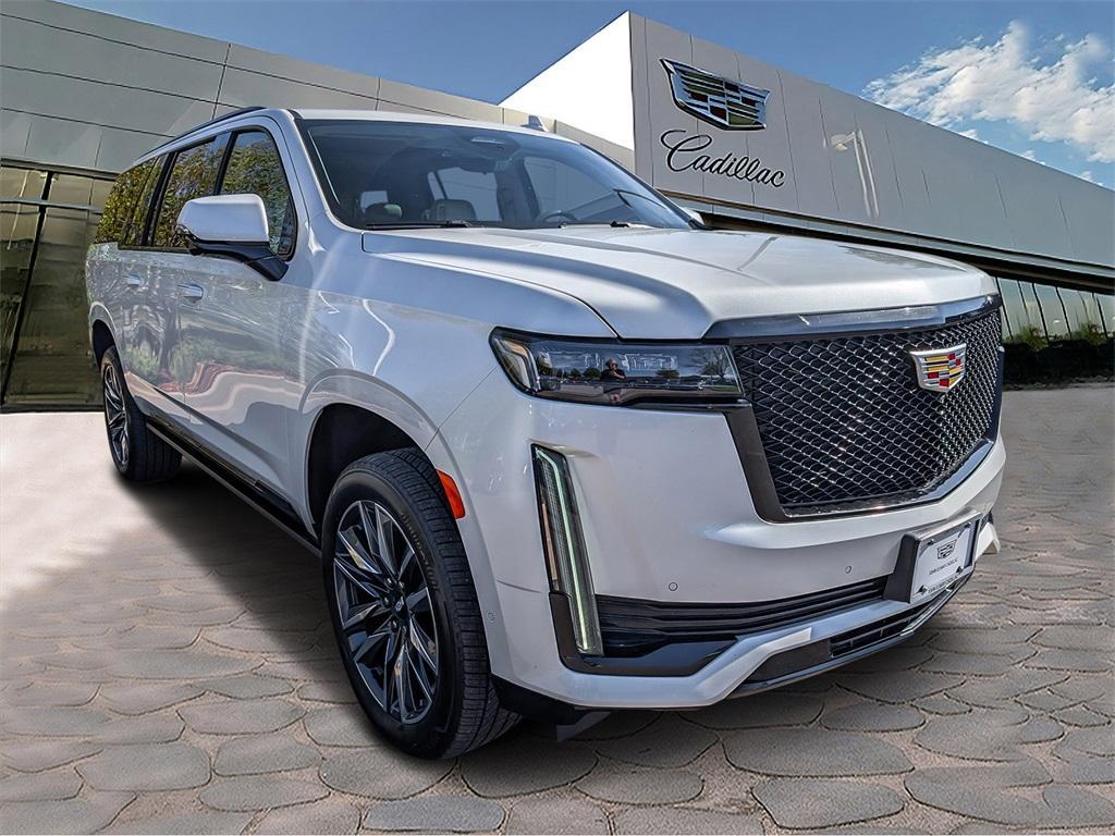 used 2022 Cadillac Escalade ESV car, priced at $67,000