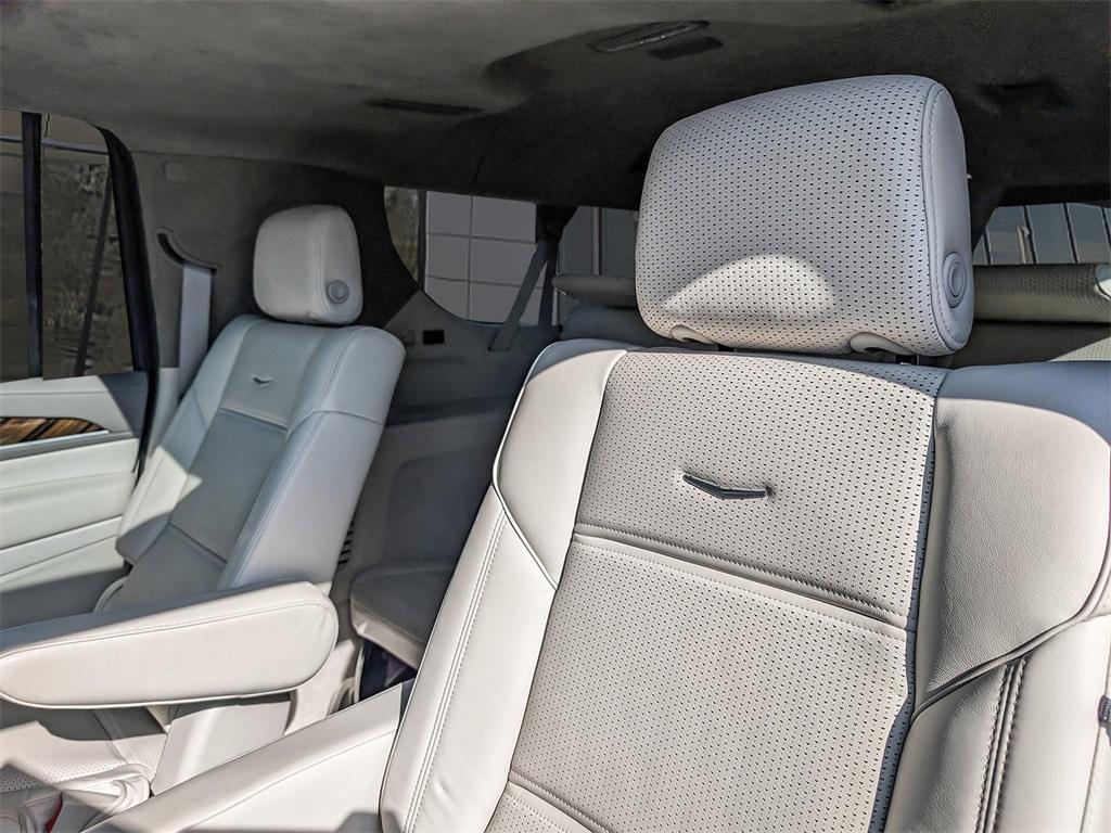 used 2022 Cadillac Escalade ESV car, priced at $67,000