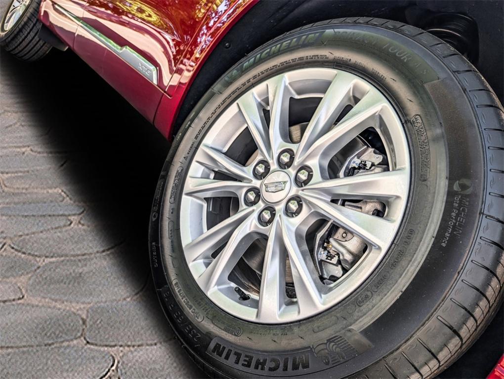 new 2025 Cadillac XT6 car, priced at $52,614