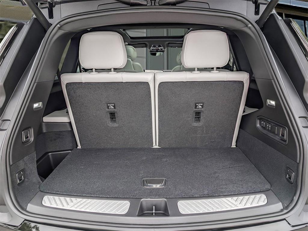 new 2026 Cadillac VISTIQ car, priced at $82,859