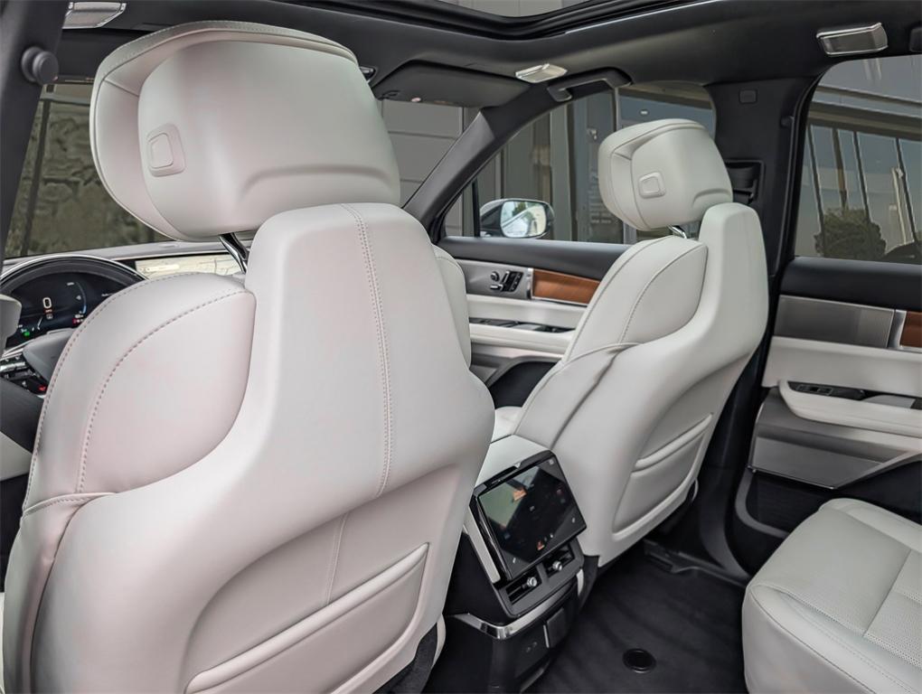 new 2026 Cadillac VISTIQ car, priced at $82,859