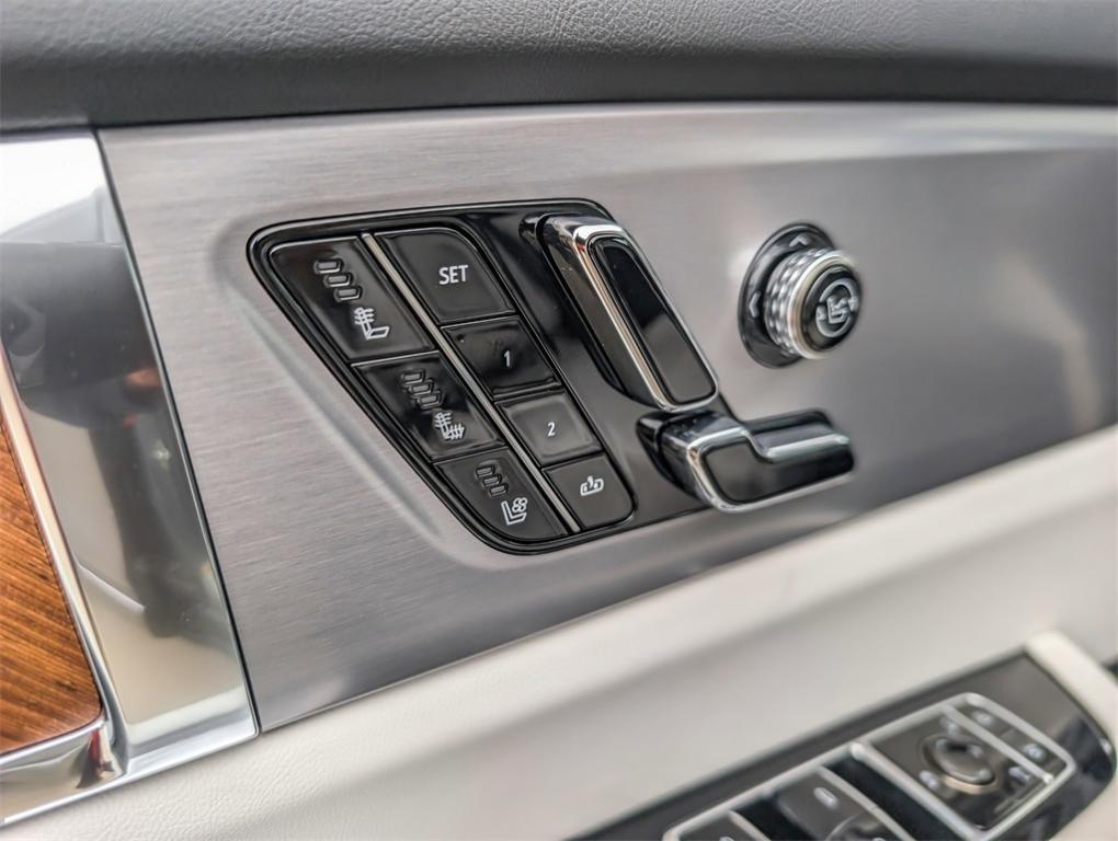 new 2026 Cadillac VISTIQ car, priced at $82,859
