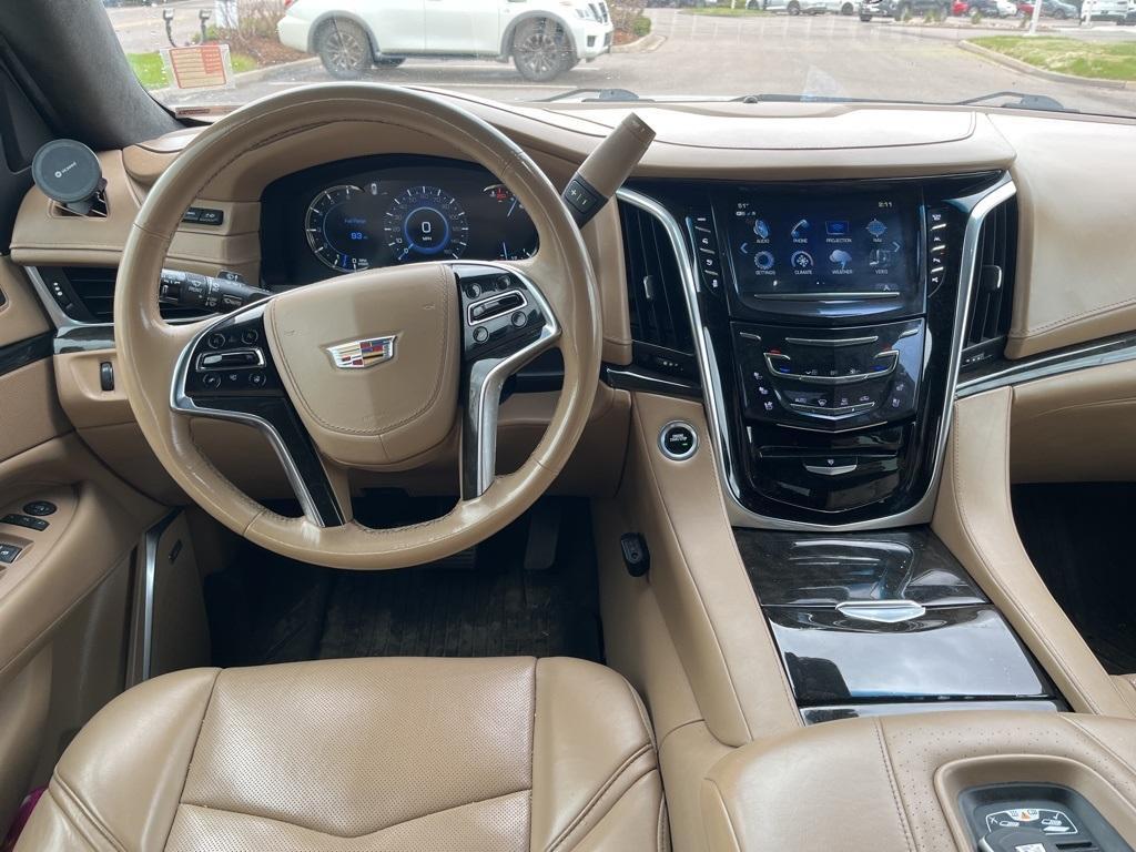 used 2020 Cadillac Escalade car, priced at $44,500