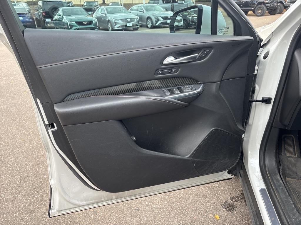 used 2021 Cadillac XT4 car, priced at $28,500