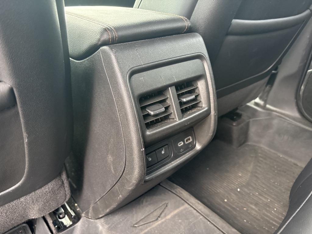 used 2021 Cadillac XT4 car, priced at $28,500