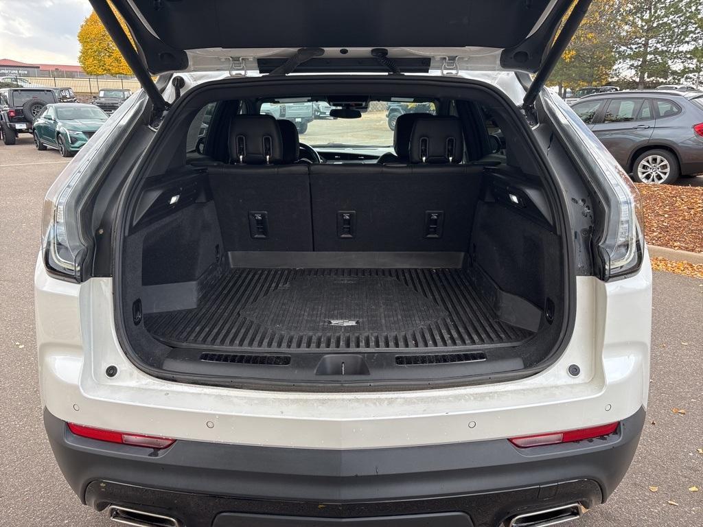 used 2021 Cadillac XT4 car, priced at $28,500