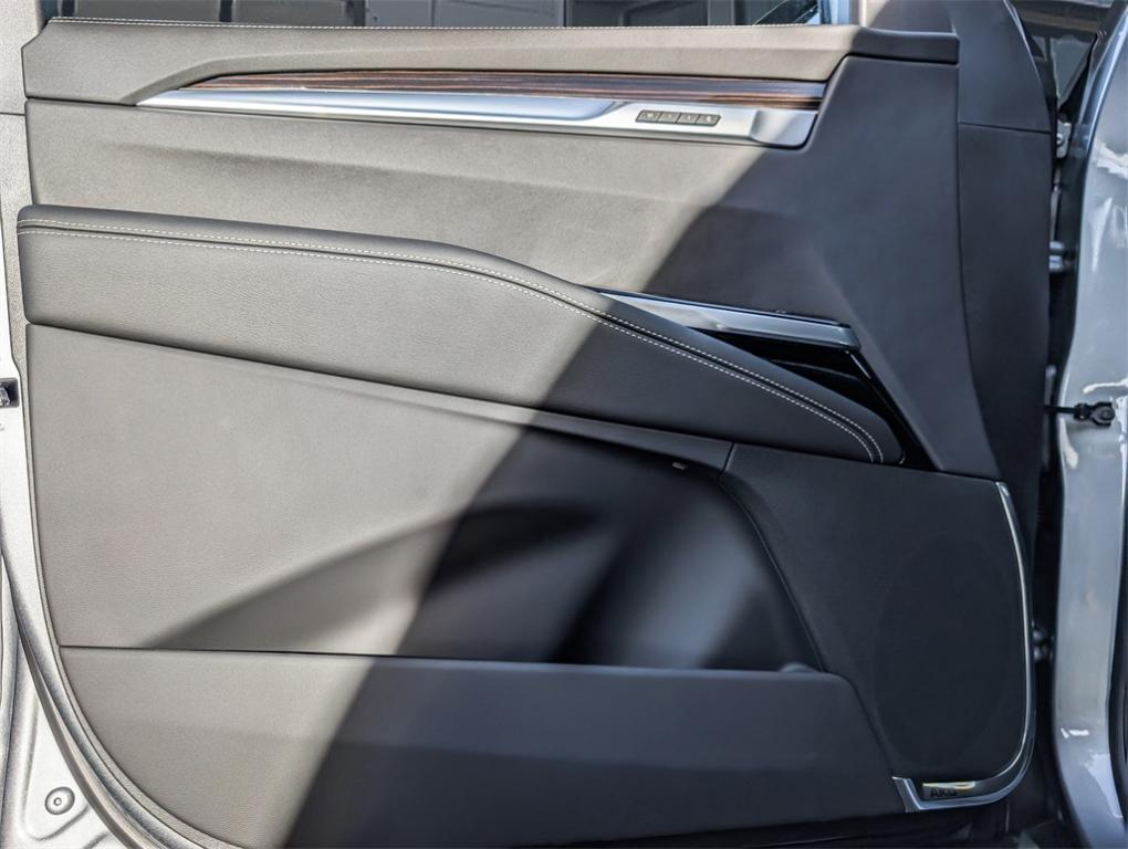new 2026 Cadillac Escalade ESV car, priced at $121,999