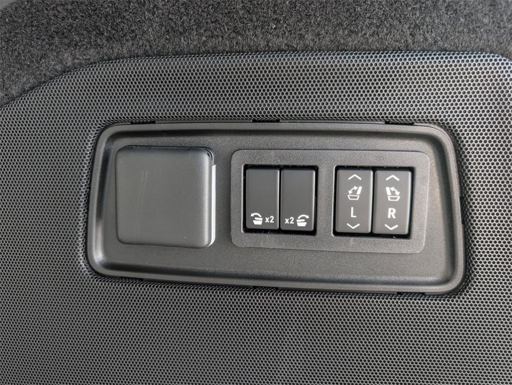 new 2026 Cadillac Escalade ESV car, priced at $121,999