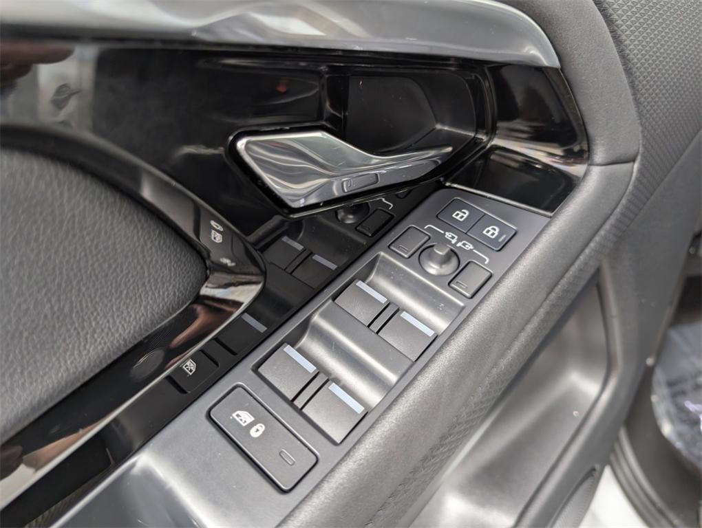 used 2023 Land Rover Range Rover Evoque car, priced at $35,000