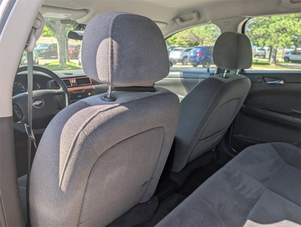 used 2007 Chevrolet Impala car, priced at $8,000