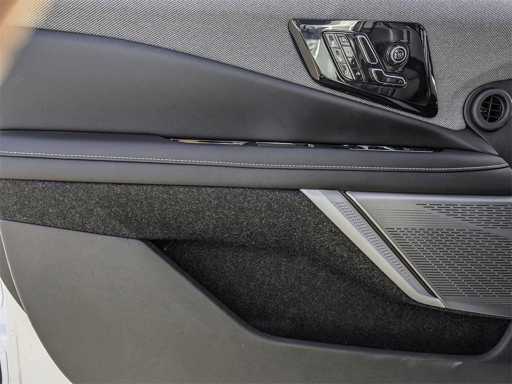 new 2025 Cadillac OPTIQ car, priced at $60,089