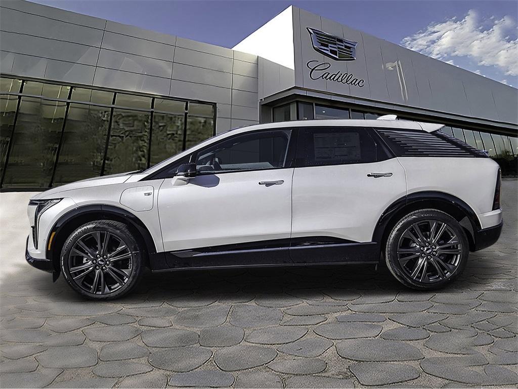 new 2025 Cadillac OPTIQ car, priced at $60,089