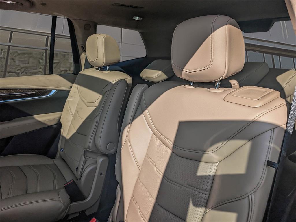 new 2025 Cadillac XT6 car, priced at $75,764