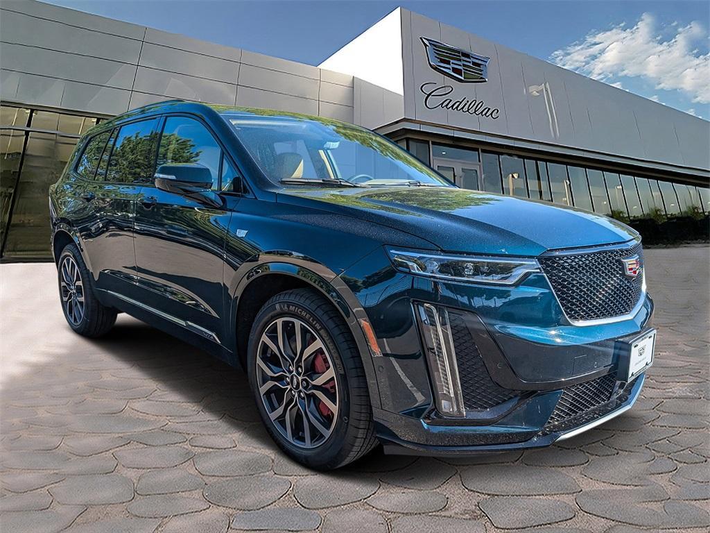 new 2025 Cadillac XT6 car, priced at $75,764