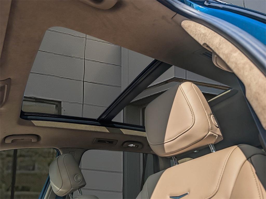 new 2025 Cadillac XT6 car, priced at $75,764