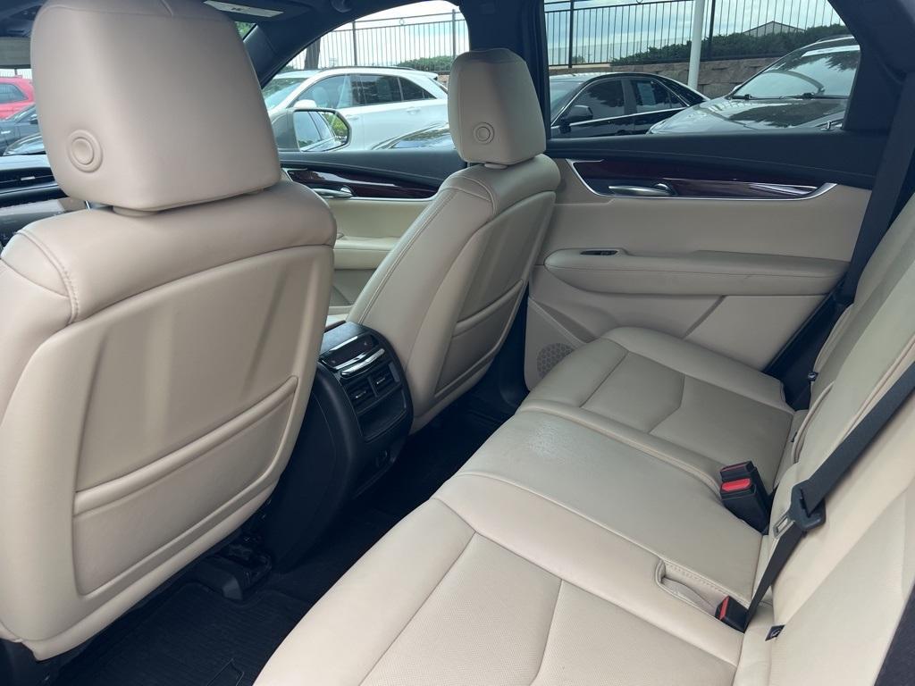used 2019 Cadillac XT5 car, priced at $26,000