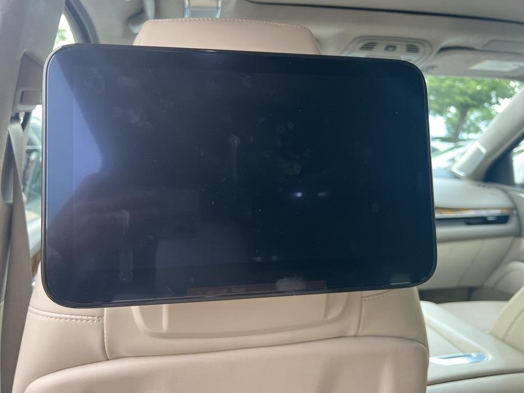 used 2021 Cadillac Escalade ESV car, priced at $68,000