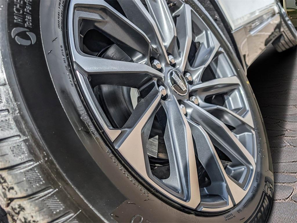 new 2025 Cadillac LYRIQ car, priced at $70,914