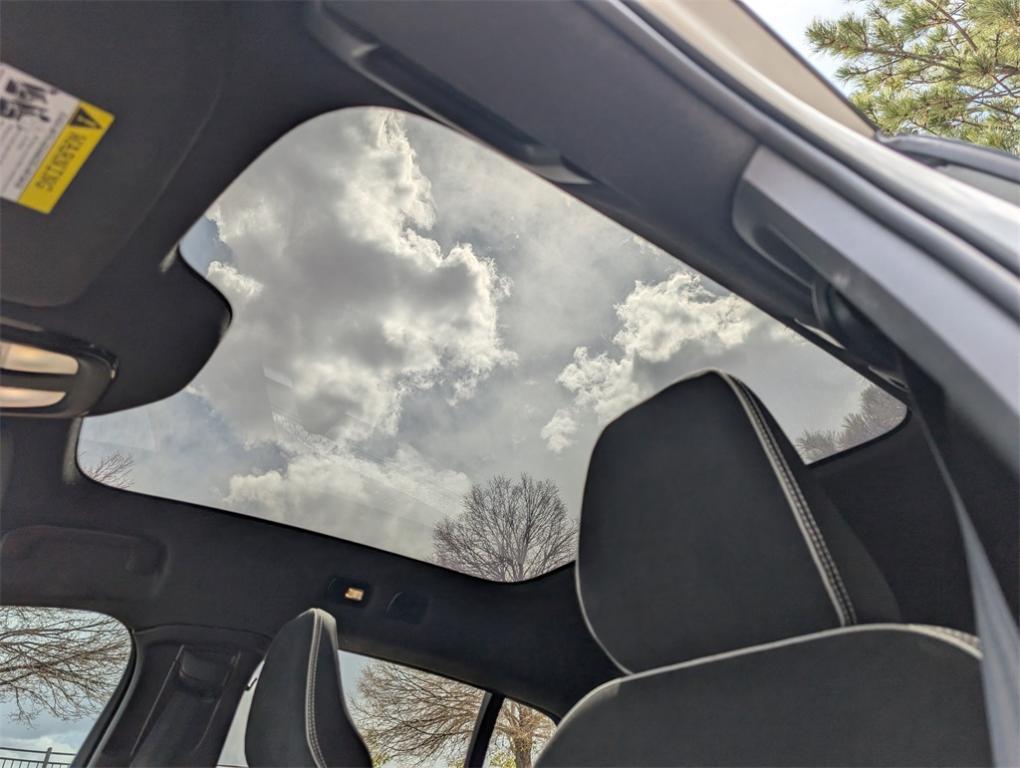 used 2022 Volvo C40 Recharge Pure Electric car, priced at $31,000