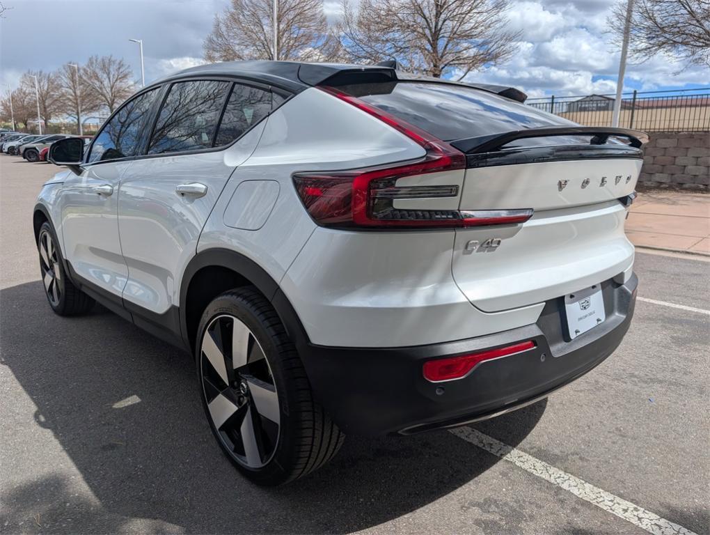 used 2022 Volvo C40 Recharge Pure Electric car, priced at $31,000