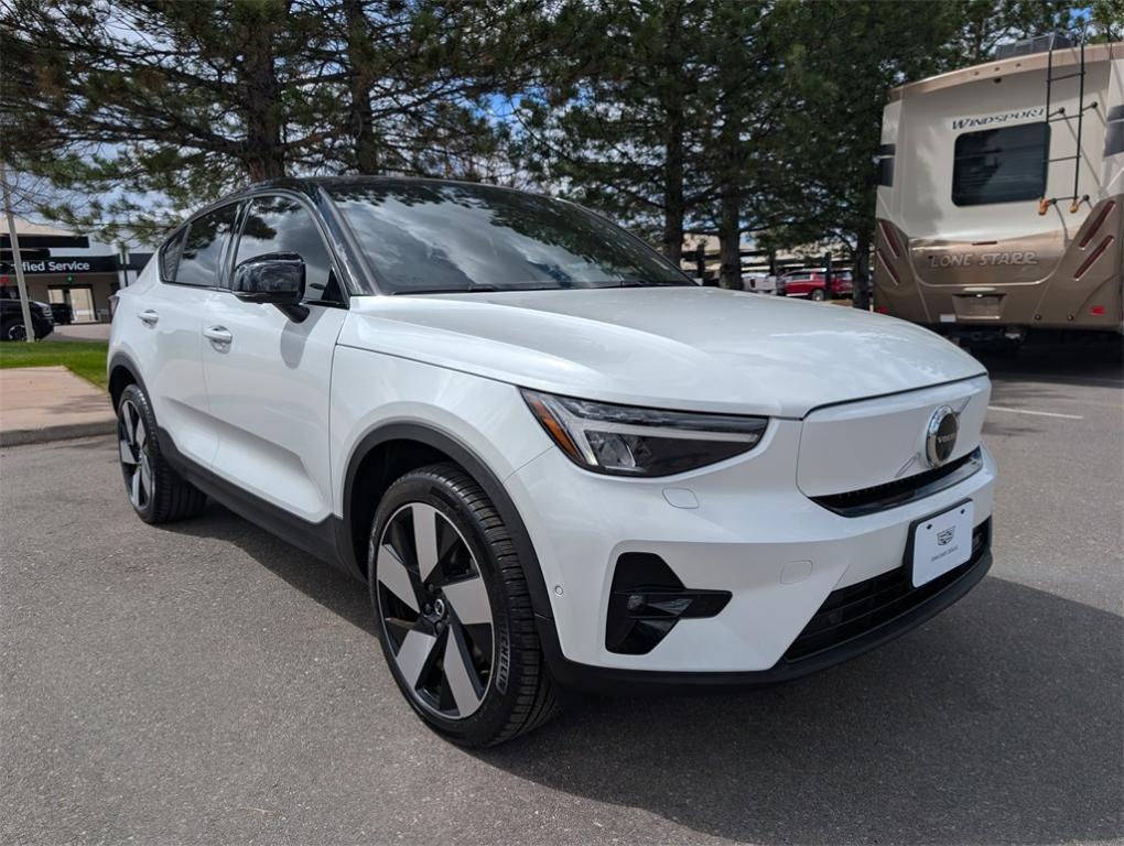 used 2022 Volvo C40 Recharge Pure Electric car, priced at $31,000