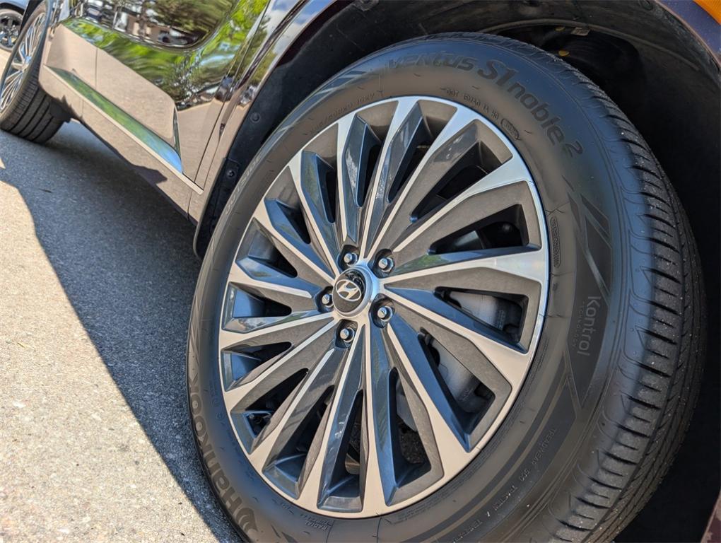 used 2023 Hyundai Palisade car, priced at $44,000