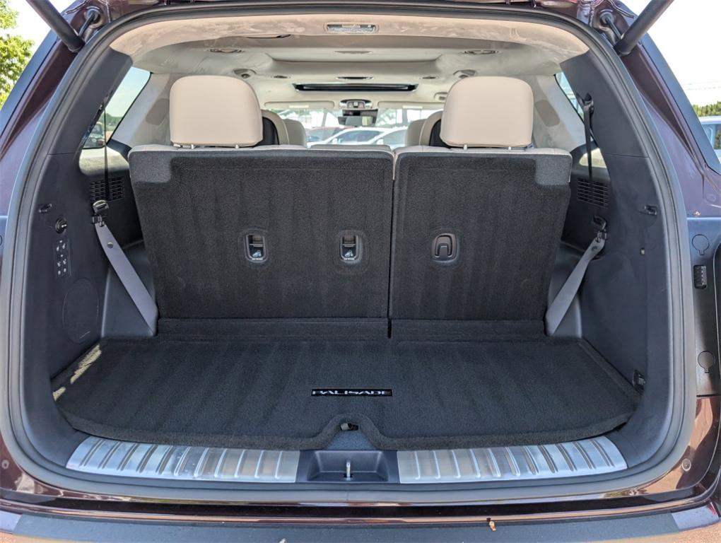 used 2023 Hyundai Palisade car, priced at $44,000