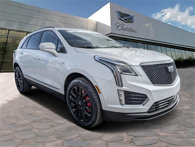 used 2022 Cadillac XT5 car, priced at $40,000