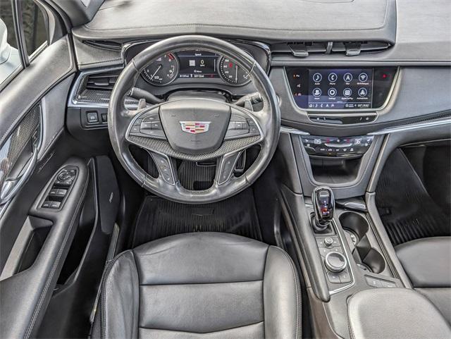 used 2022 Cadillac XT5 car, priced at $40,000